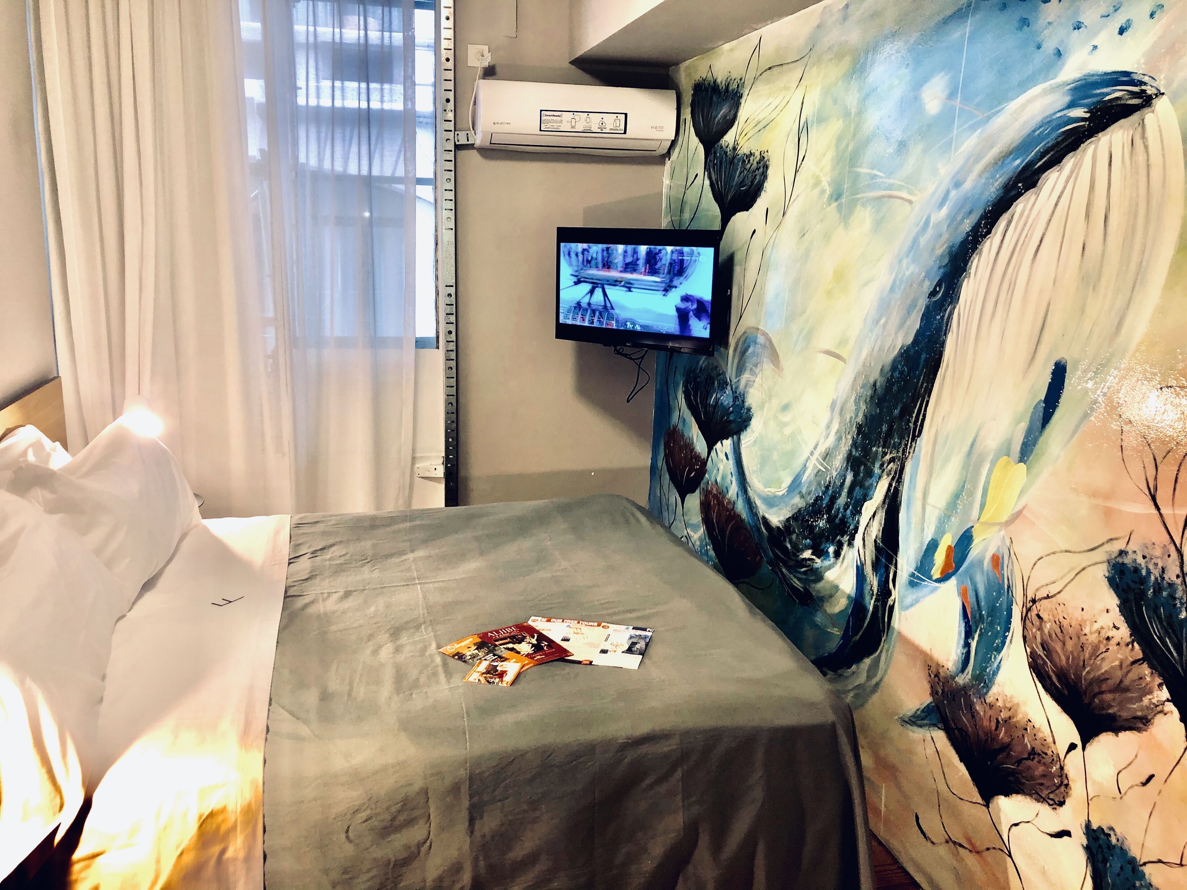 Triple Room, Shared Bathroom | Desk, laptop workspace, soundproofing, free WiFi