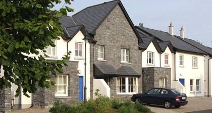 Bunratty West 4009 - 3 bedrooms