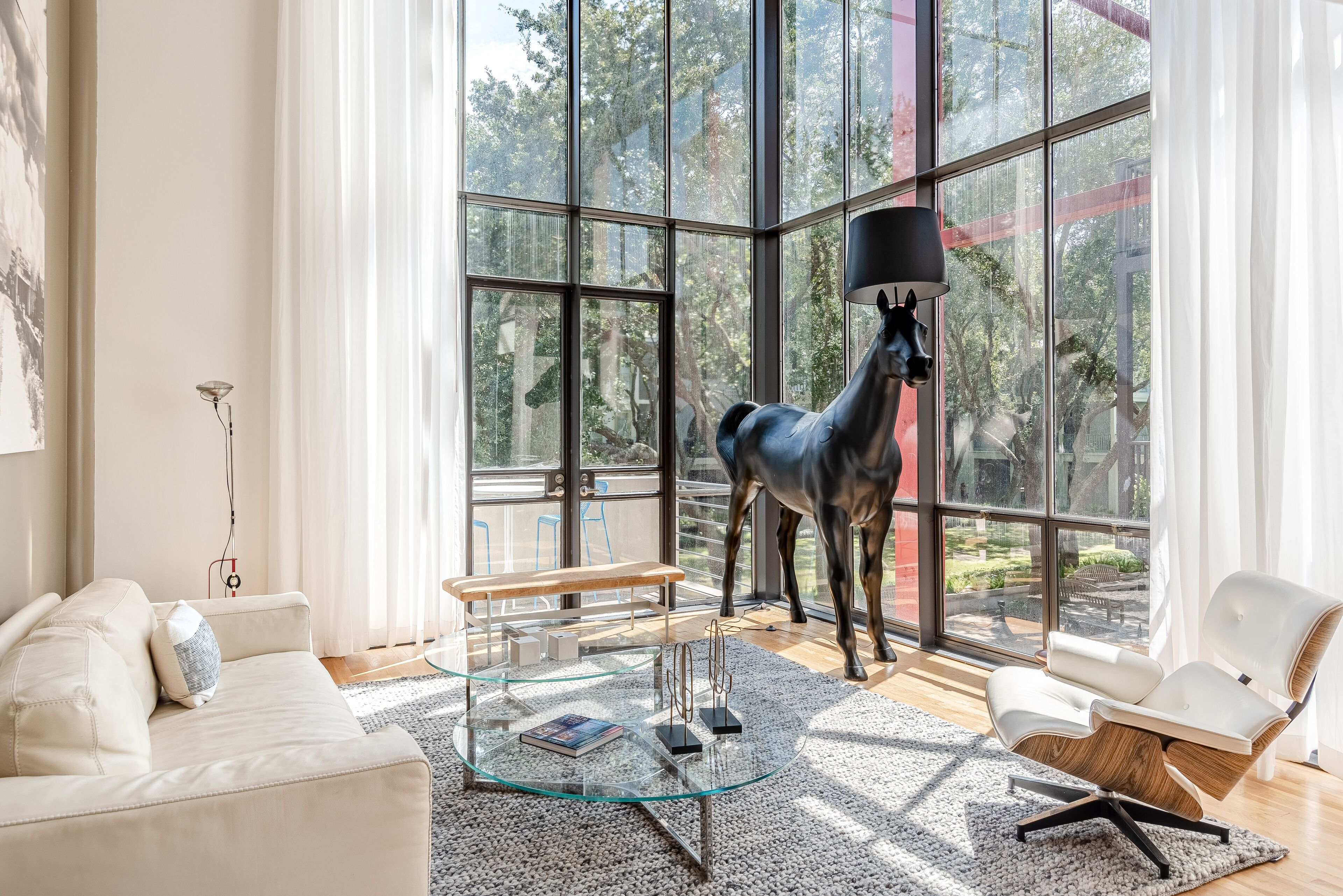 Stairway to Heaven : Ultra Modern, Artistic, Seaside FL Rooftop Patio