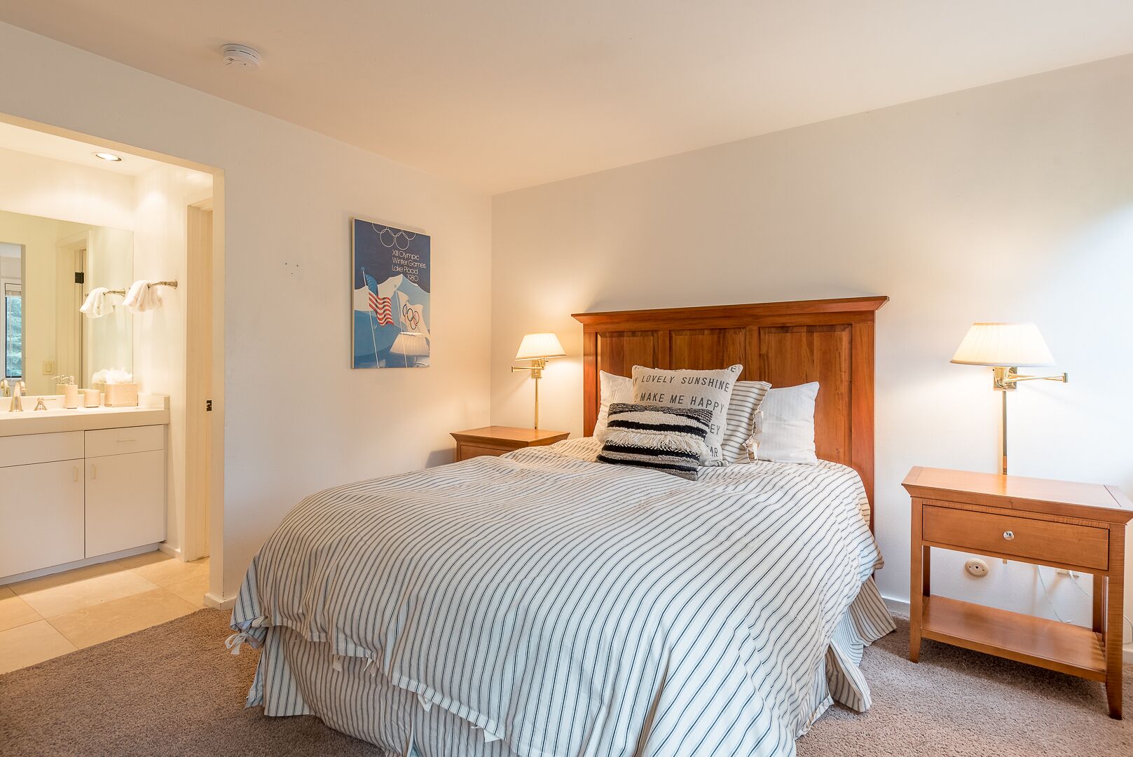 Cottonwood Condo 1413 - Remodeled Near Historic Sun Valley Lodge and Ice Rink