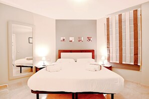 2 bedrooms, iron/ironing board, free WiFi