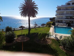 Outdoor pool - Nice holiday home in Nerja (Malaga)