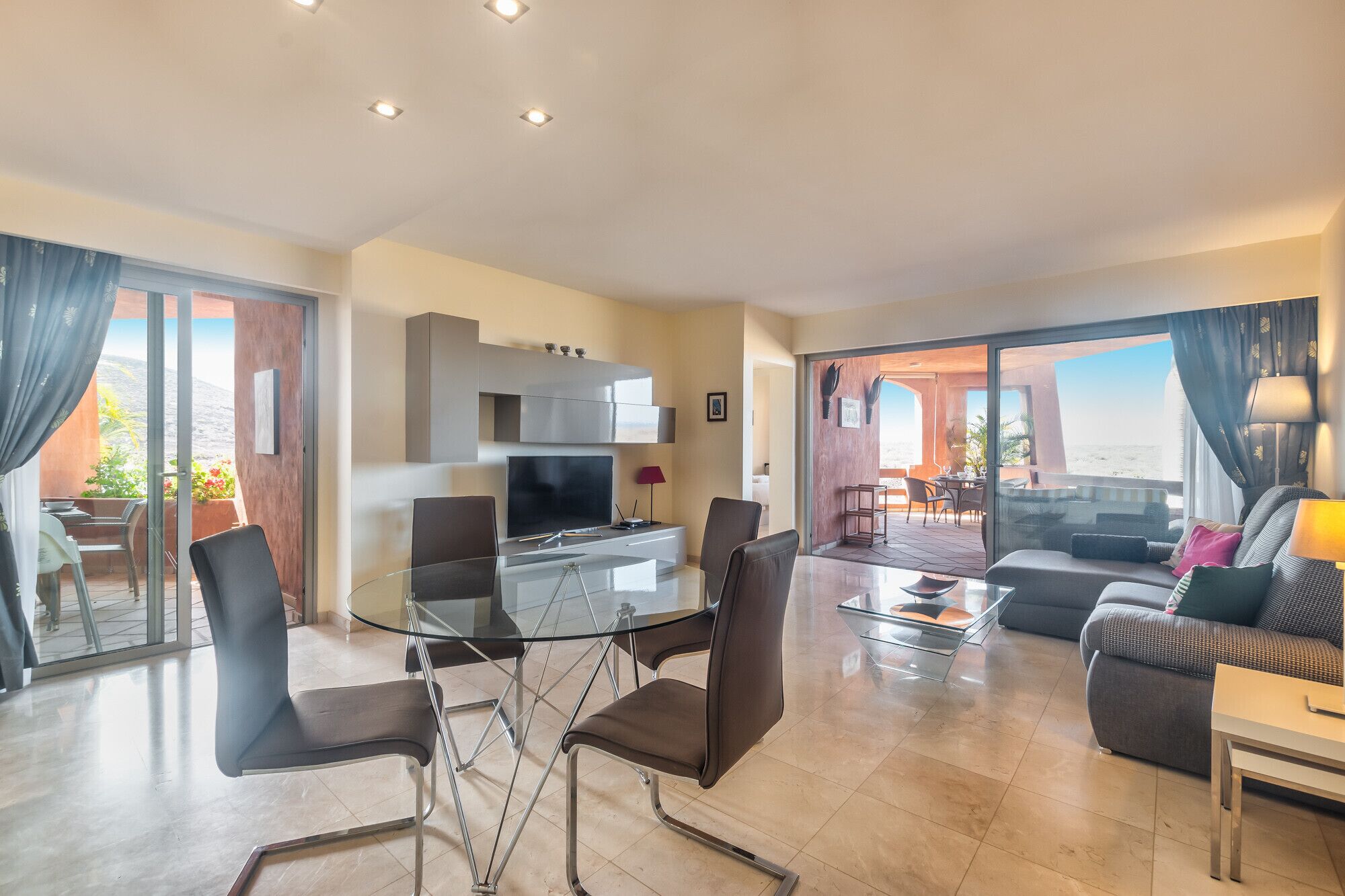 Bahia - Beneharo 1.1 DELUXE SEA VIEW 2B