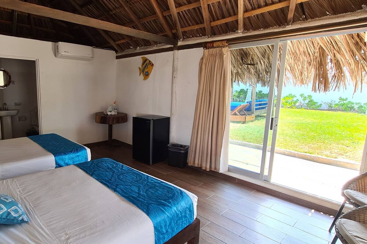 Comfort Cabin | Premium bedding, minibar, WiFi (free), individually decorated
