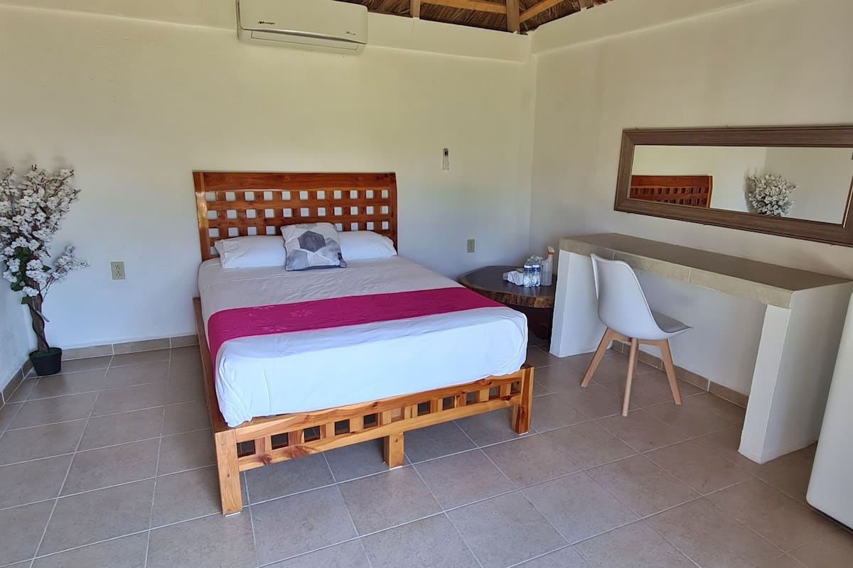 Cabaña estándar | 1 habitación, ropa de cama de alta calidad y minibar
