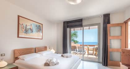 Bahia - Romen 2.2 PENTHOUSE SEA VIEW & JACUZZI 2B