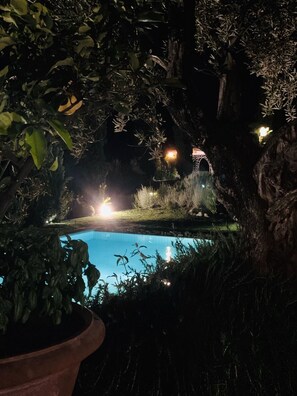 Udendørs pool