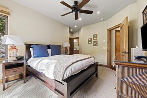 Unclassified image, 5 of 61, button