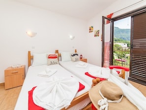 Bügeleisen/Bügelbrett, WLAN, Bettwäsche