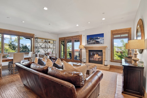 Designer touches throughout, bright and open space!