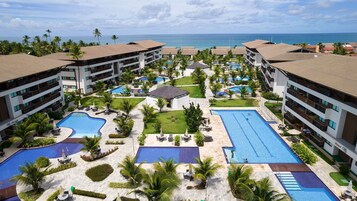 Family Apartment | Pool | 5 outdoor pools