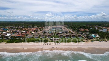 Una playa cerca