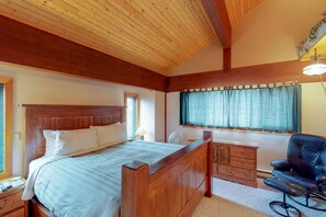 4 bedrooms, Internet, bed sheets