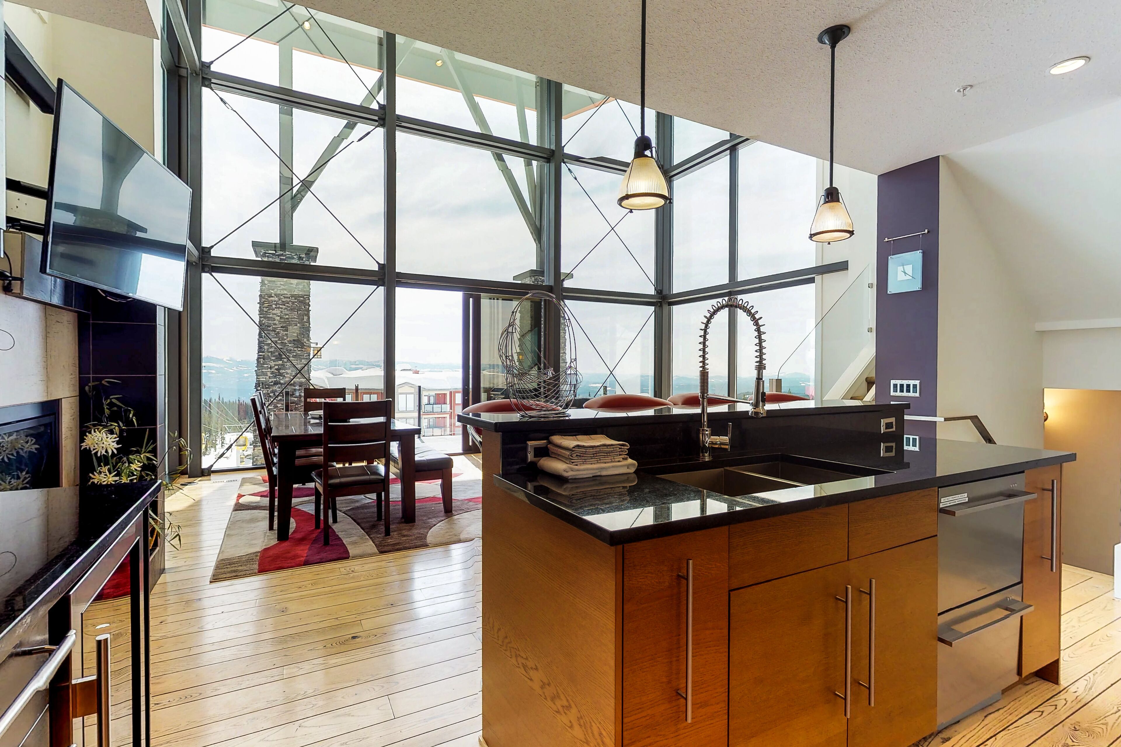 Ski-in/ski-out chalet with WiFi, private hot tub, & mountain views