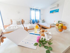 Silitysrauta/-lauta, Wi-Fi, vuodevaatteet