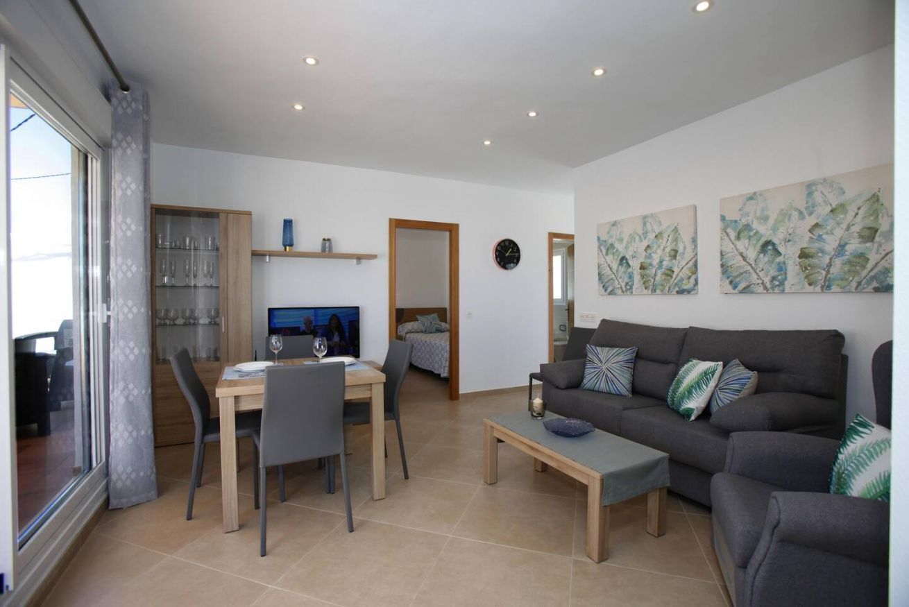 Televisie en een open haard