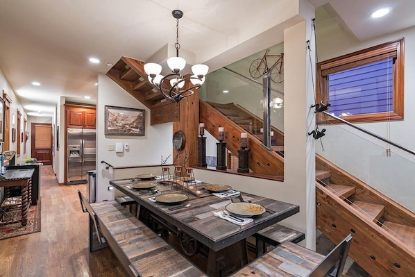 House, Multiple Beds (COLUMBINE HOUSE) | Private kitchen | Fridge, microwave, stovetop, dishwasher - Columbine House (Telluride)