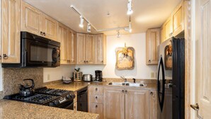 Condo, 1 habitación | Cocina privada
