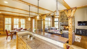 Townhome, 4 Bedrooms | Private kitchen | Coffee/tea maker, fridge, microwave, oven - Elkstone Place 1 by Exceptional Stays (Telluride)
