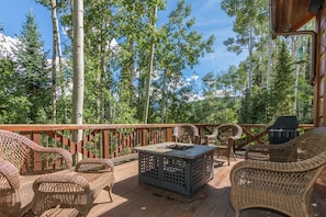 BBQ/picnic area - Elkstone Place 1 by Exceptional Stays (Telluride)