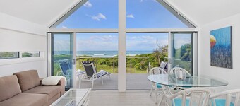 Middle Rock Beach House - absolute Ozeanfront