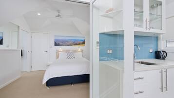 3 chambres, fer et planche à repasser, Wi-Fi gratuit, draps fournis