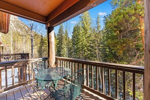 Outdoor dining - Quiet Keystone Getaway w/ Great Views from Balcony & Mins from Resort Shuttle (Keystone)