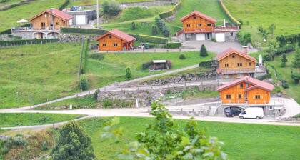 Homerez - Encantador Chalet en La Bresse con Terraza y Jardín Cerrado