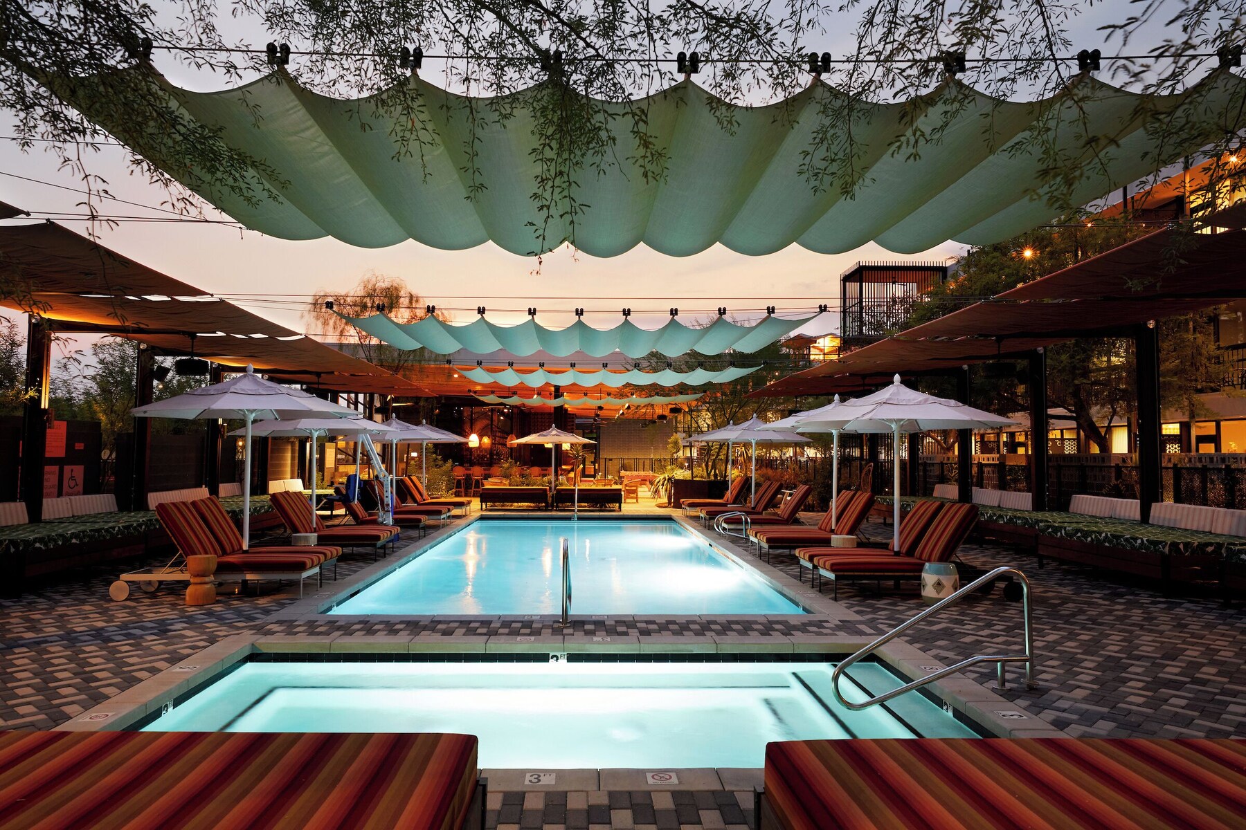 Outdoor pool, cabanas (surcharge), pool umbrellas