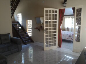 Comfort House, Multiple Beds | Living area | Smart TV - Recanto Bem Me Quer (Alto Paraíso de Goiás)