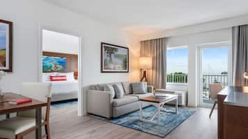 Hochwertige Bettwaren, Verdunkelungsvorhänge, Bügeleisen/Bügelbrett