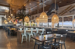 Lunch and dinner served, pool views 