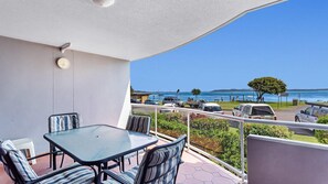 Outdoor dining - Florentine, 2/11 Columbia Cl - sensational waterviews & pool in complex (Nelson Bay)