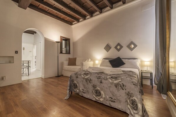 1 bedroom, iron/ironing board, WiFi