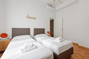 2 chambres, fer et planche Ă repasser, Wi-Fi, draps fournis