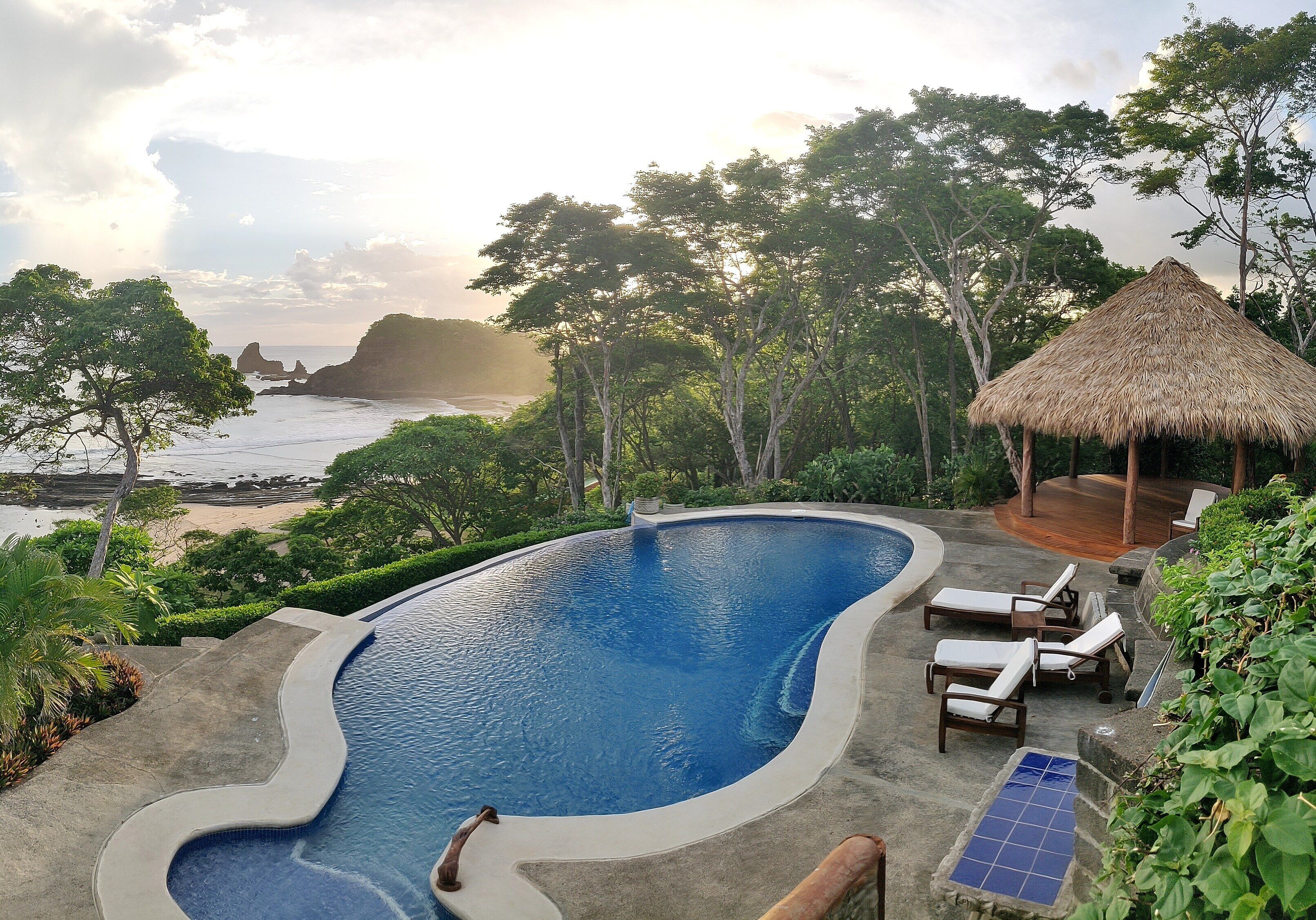 المنشأة من الخارج