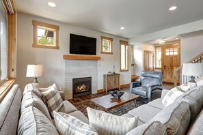 TV - Golf Views, Game Room & Suncadia Pool Access (Cle Elum)