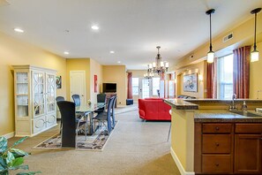 Interior - Fully Furnished Downtown Apartment | Pet Friendly! (Colorado Springs)