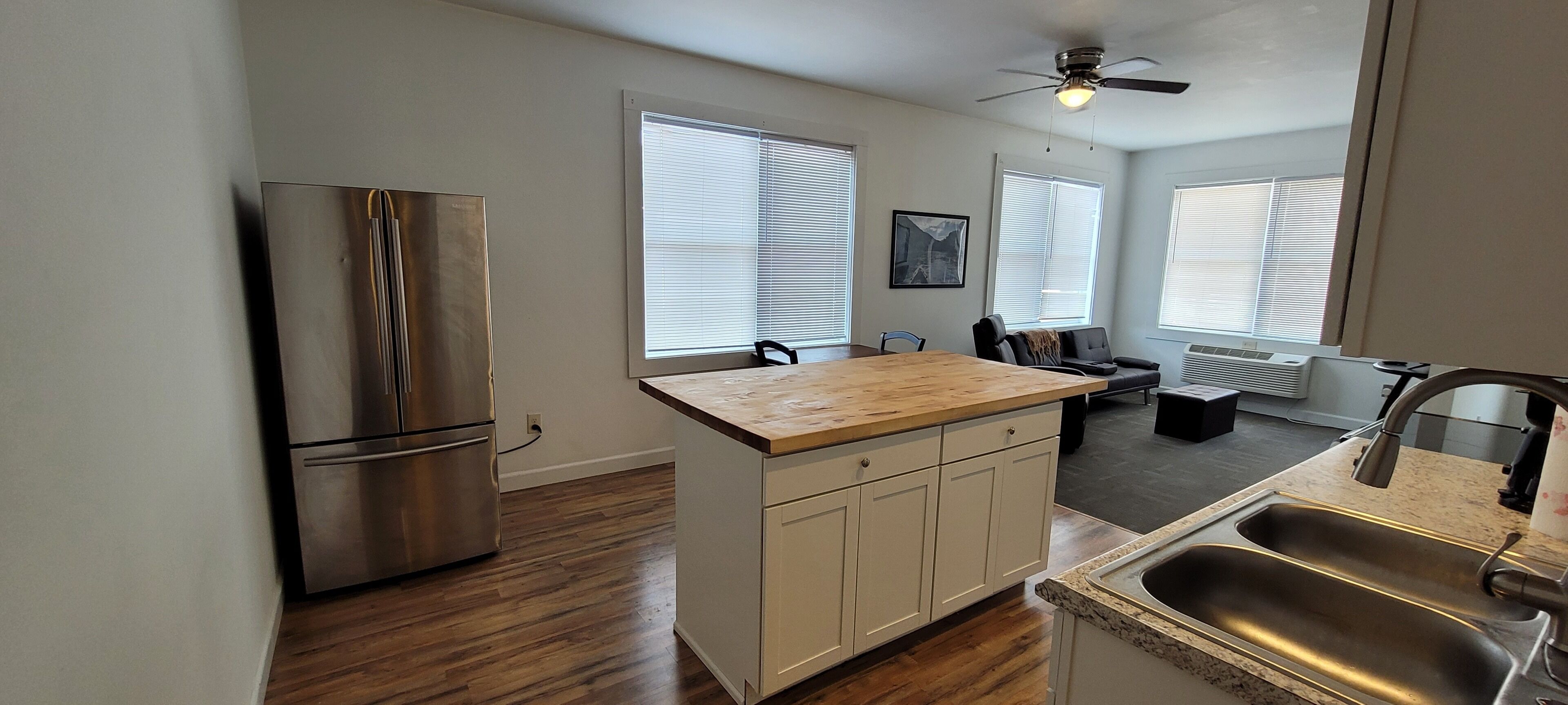 Main Street Suite. Vacation & Short Term Rental