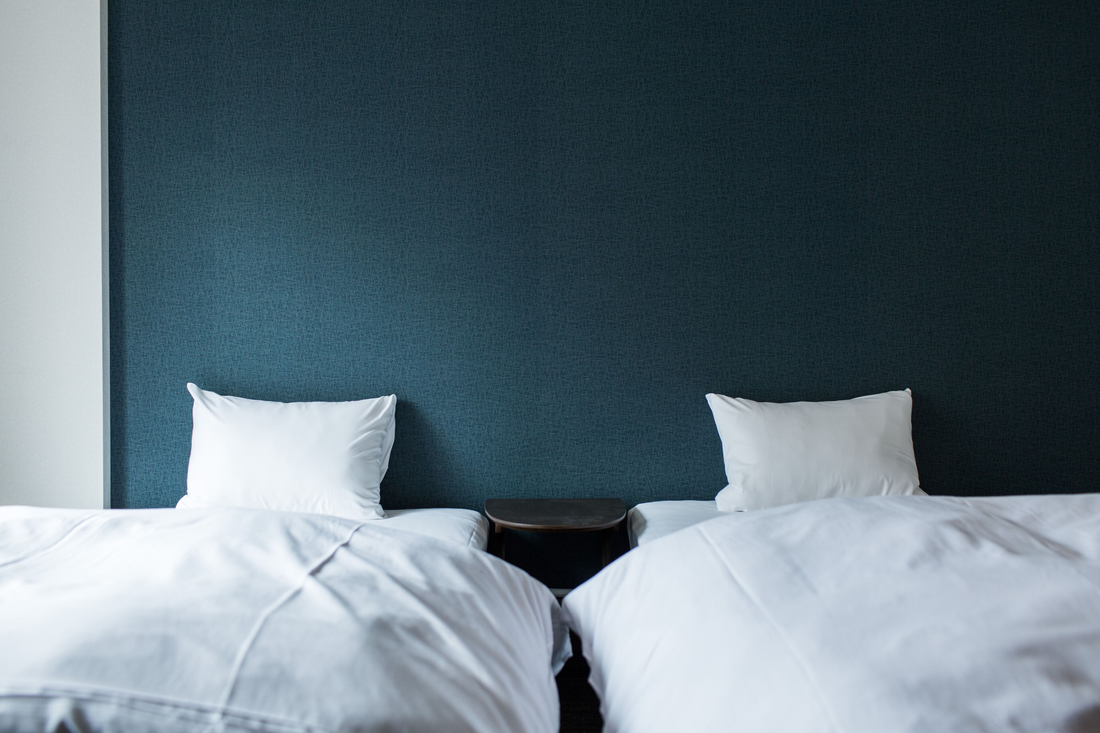 standard twin room | free wifi, bed sheets, wheelchair access