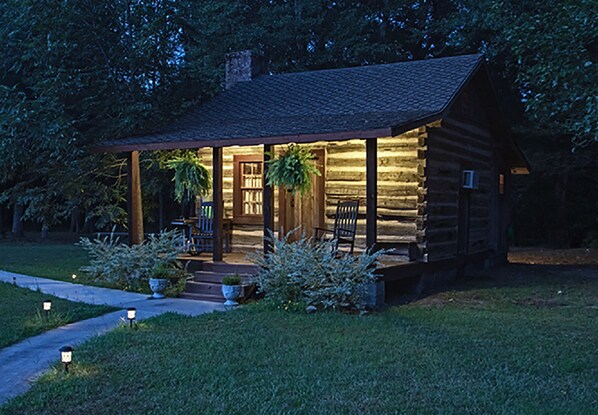 Cabane, salle de bains privée (Kirksey) | Extérieur