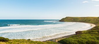 Blue Waves - sleeps 11