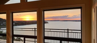 Highview Shores-湖のベストビュー!!!!