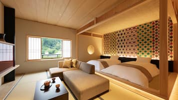 Phòng truyền thống (Japanese Style, for 3 Guests, TA3) | Minibar, két bảo mật tại phòng, bàn ủi/dụng cụ ủi quần áo