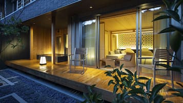 傳統客房 (Japanese, Out Bath, RB2, for 2 Guests) | 迷你吧、房內夾萬、熨斗/熨衫板、免費 Wi-Fi