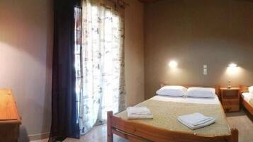 Apartment, 2 Bedrooms | Free WiFi, bed sheets