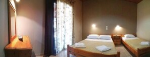 Apartment, 2 Bedrooms | Free WiFi, bed sheets