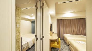 Connecting Room | Desk, iron/ironing board, free WiFi, bed sheets