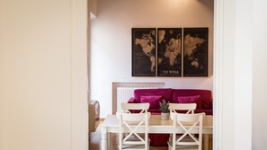 Interior - Prestigious apartment in Vicolo del Cinque, in the characteristic Rione Trastevere (Rome)