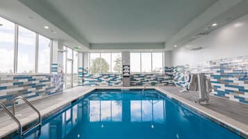 Indendørs pool